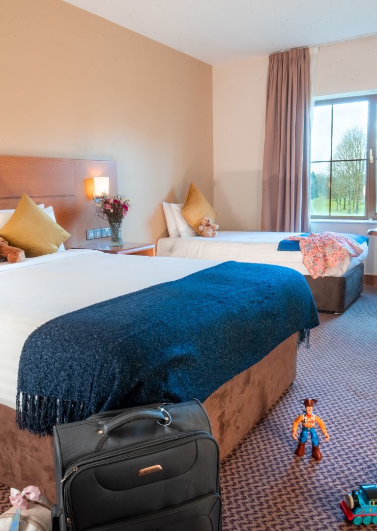 hotels-with-family-rooms-in-ireland-ballykisteen-golf-hotel